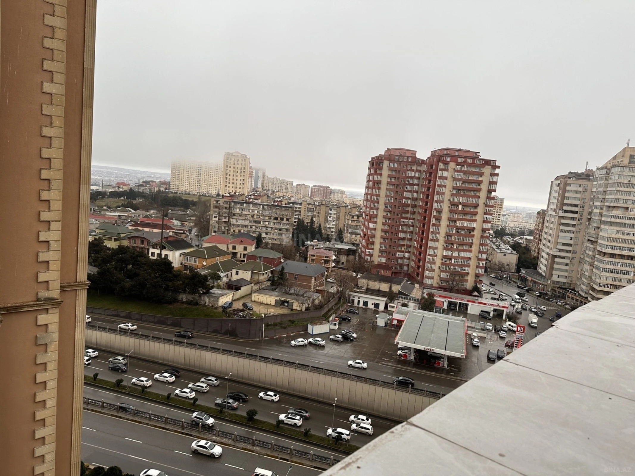 Satılır 2 otaqlı mənzil 77 m²