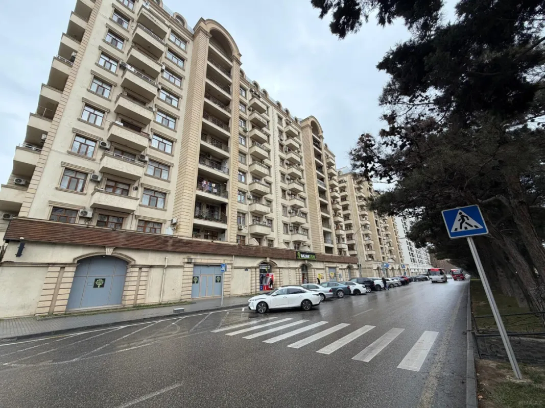 Satılır 2 otaqlı mənzil 90 m²