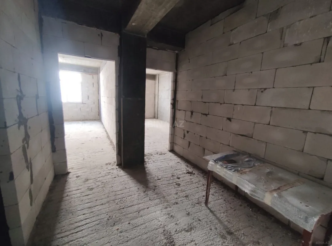 Satılır 3 otaqlı mənzil 108.6 m²