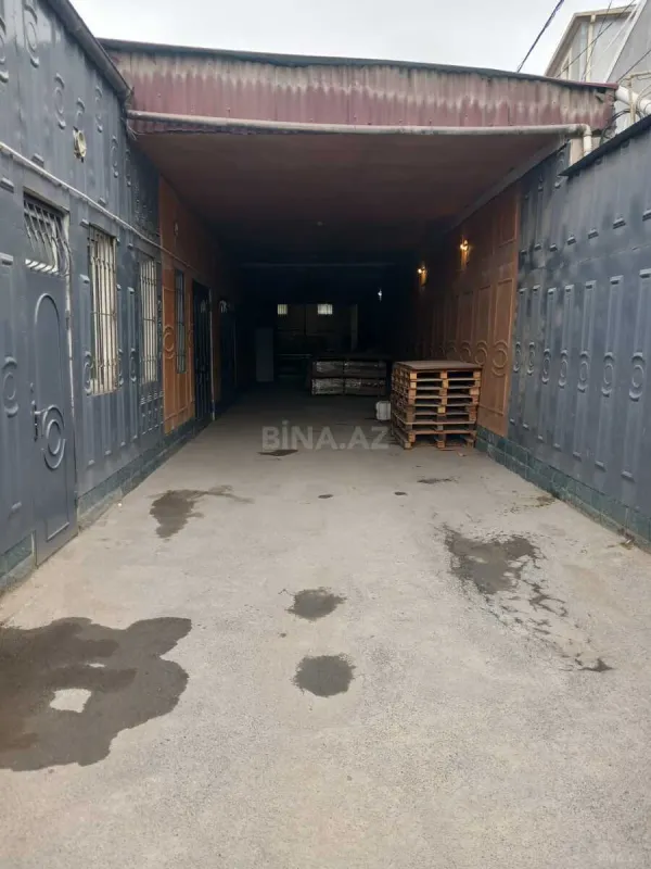 Satılır obyekt 394 m²