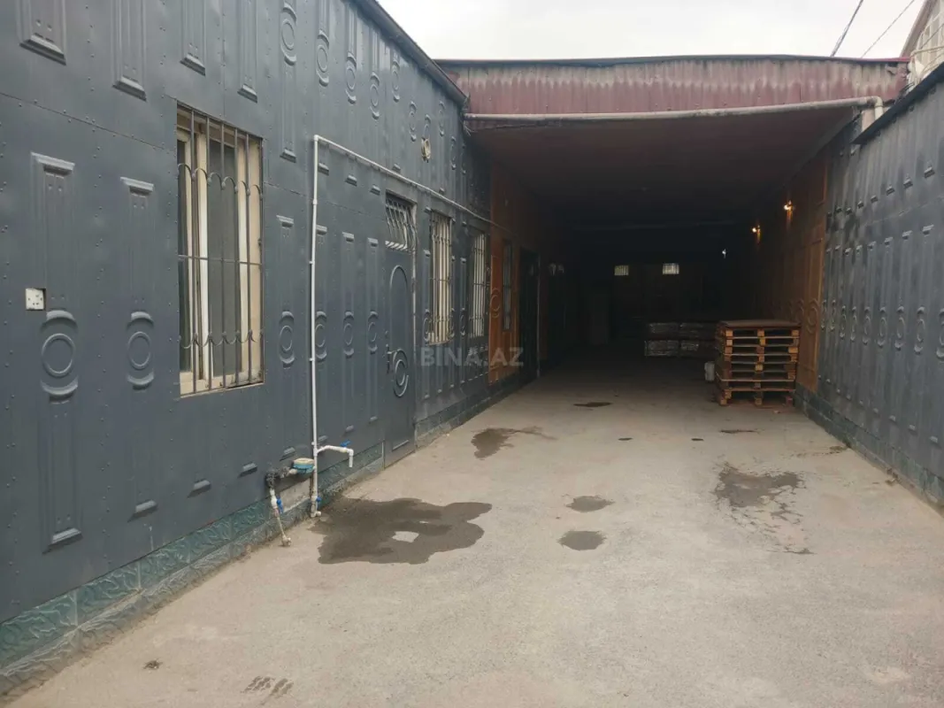 Satılır obyekt 394 m²