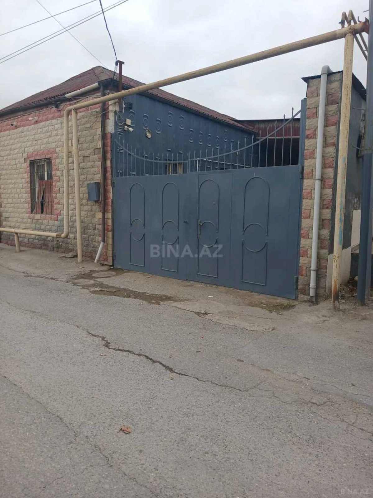 Satılır obyekt 394 m²