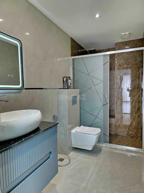 Satılır 3 otaqlı mənzil 128 m²