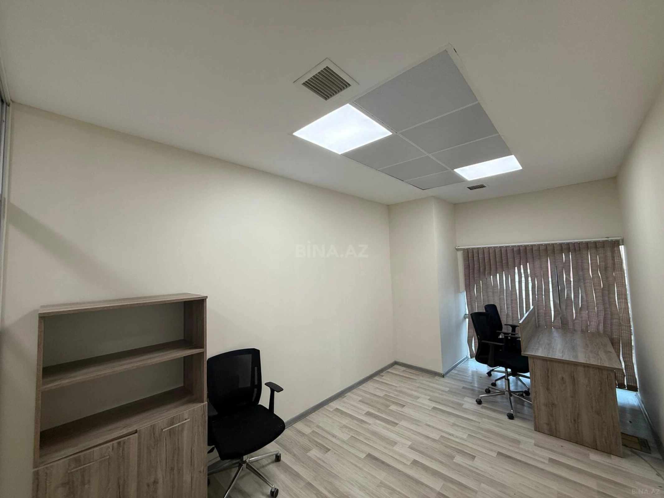Kirayə verilir 4 otaqlı ofis 115 m²