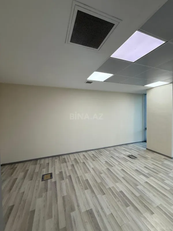 Kirayə verilir 4 otaqlı ofis 115 m²