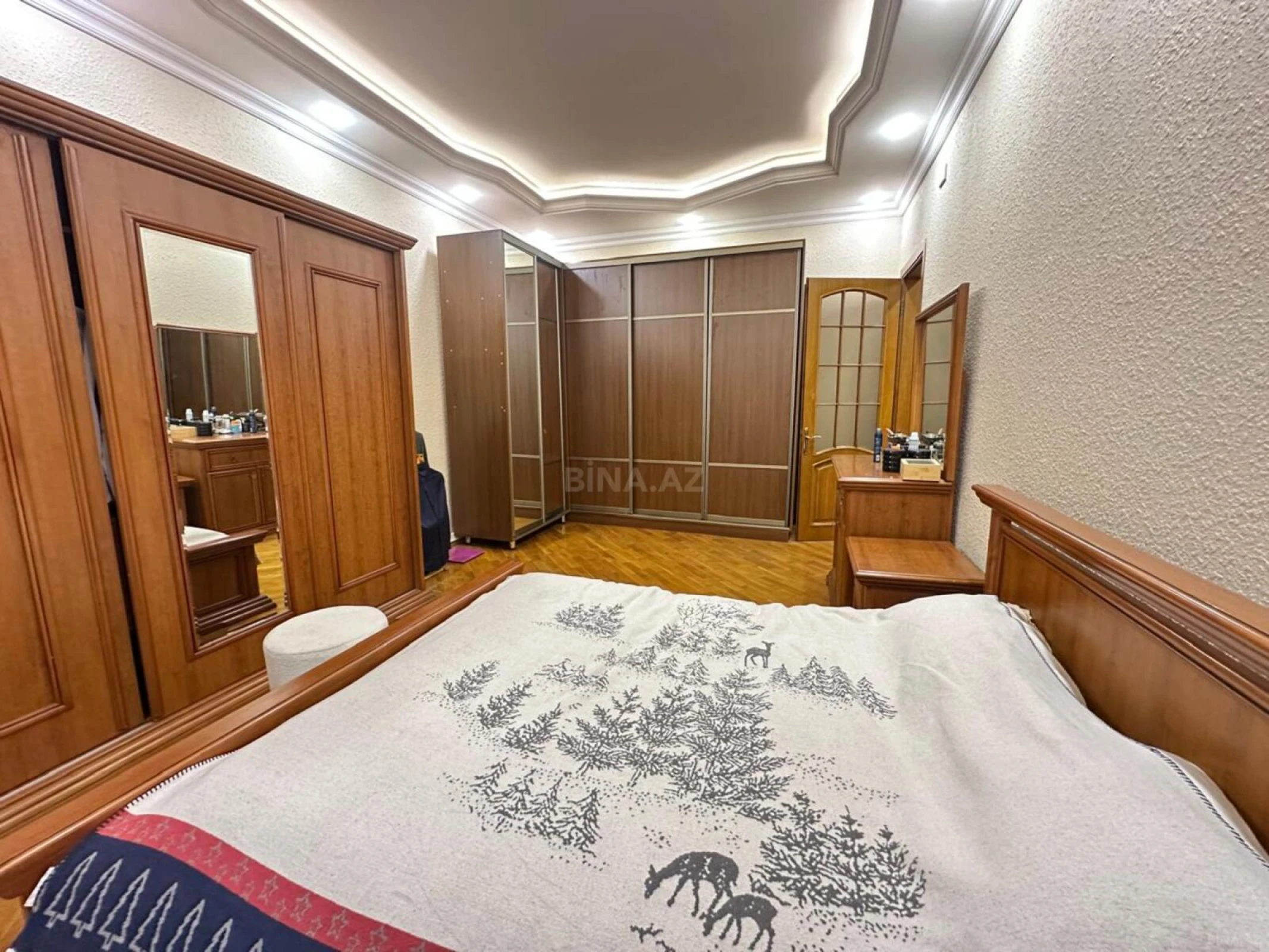 Satılır 3 otaqlı mənzil 80 m²