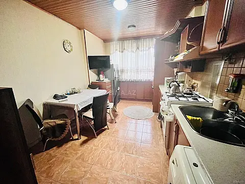 Satılır 3 otaqlı mənzil 80 m²