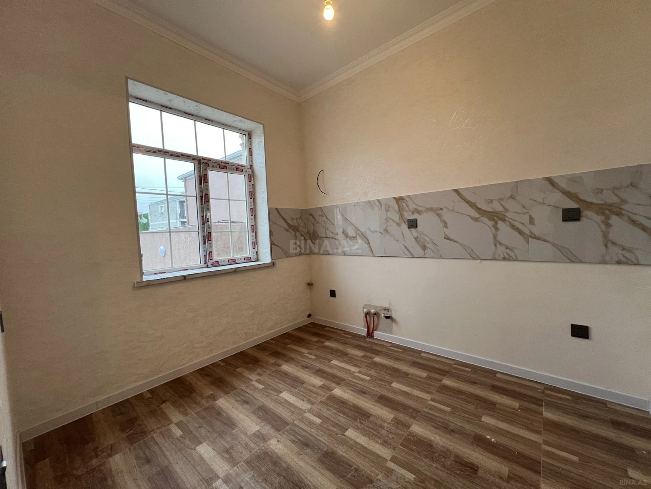 Satılır 3 otaqlı həyət evi 80 m²