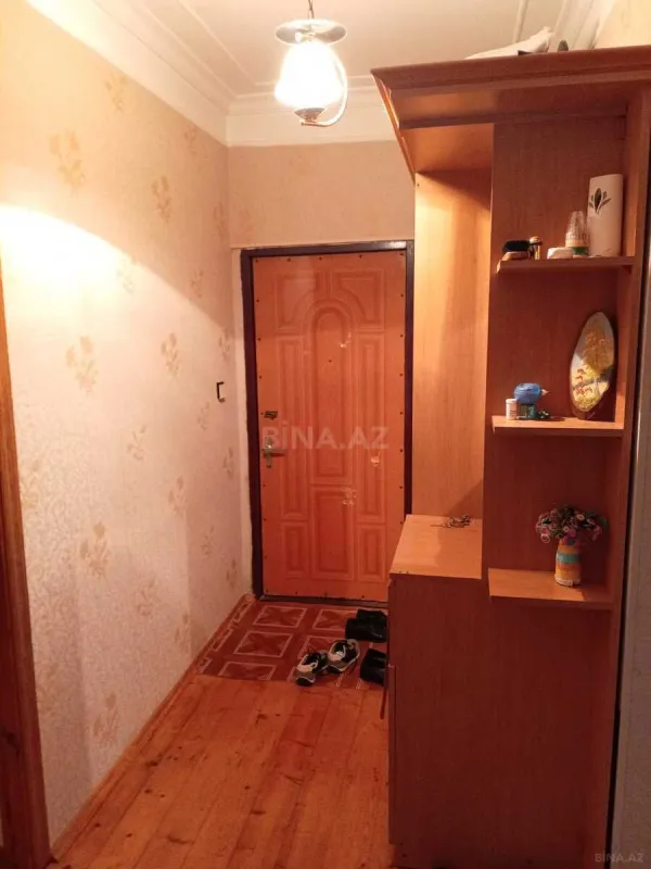 Satılır 4 otaqlı mənzil 98 m²
