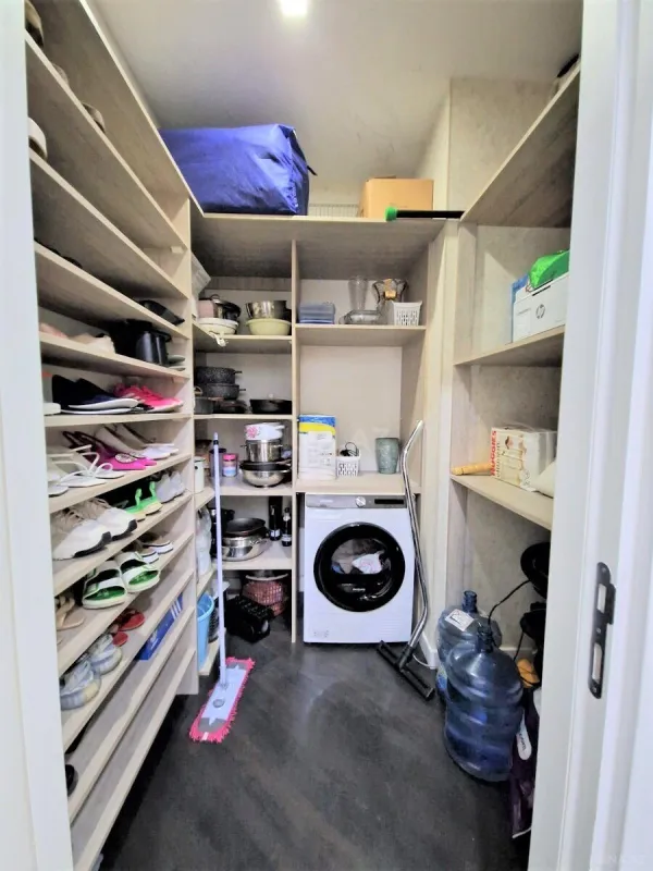 Kirayə verilir 3 otaqlı mənzil 150 m²