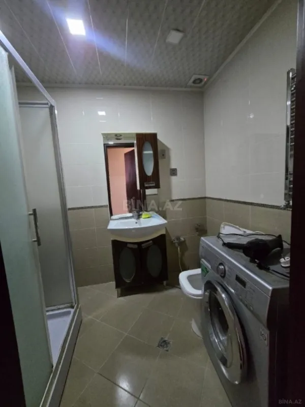 Satılır 3 otaqlı mənzil 137 m²