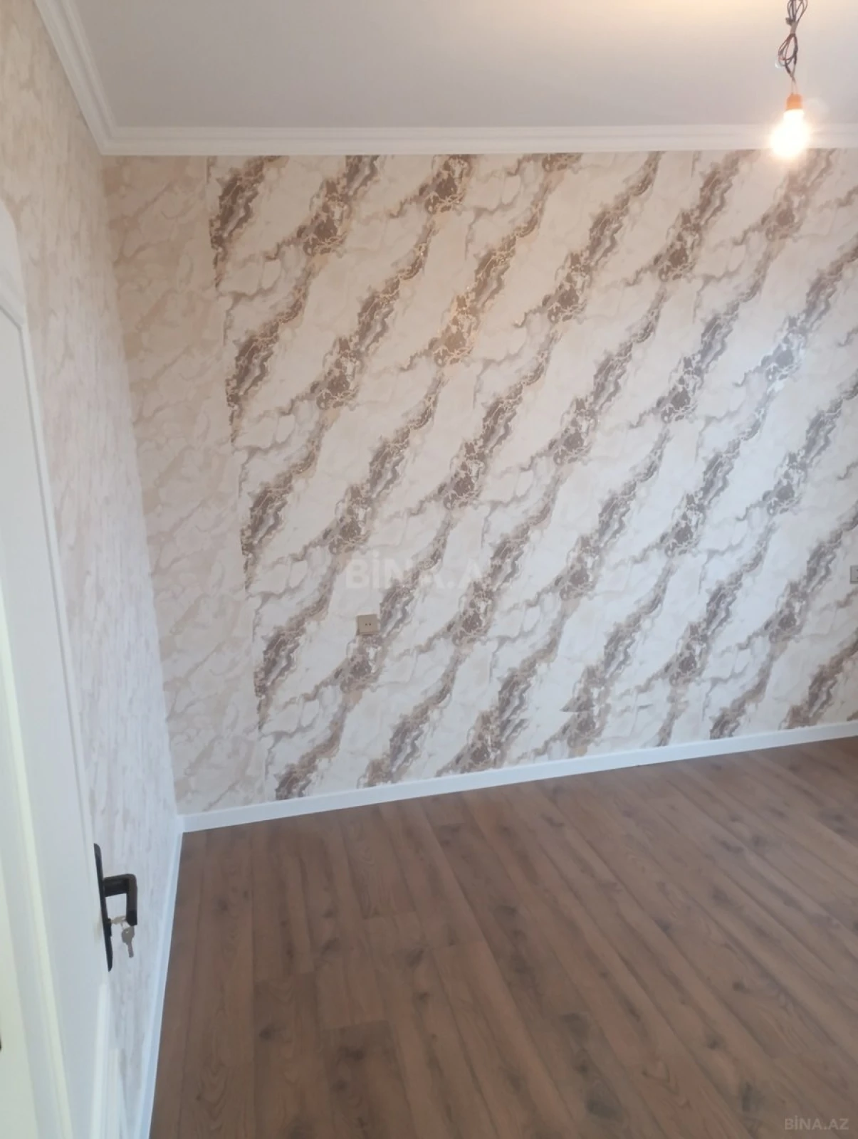 Satılır 4 otaqlı həyət evi 115 m²