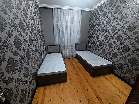Satılır 3 otaqlı mənzil 104 m²