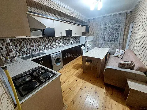 Satılır 3 otaqlı mənzil 104 m²