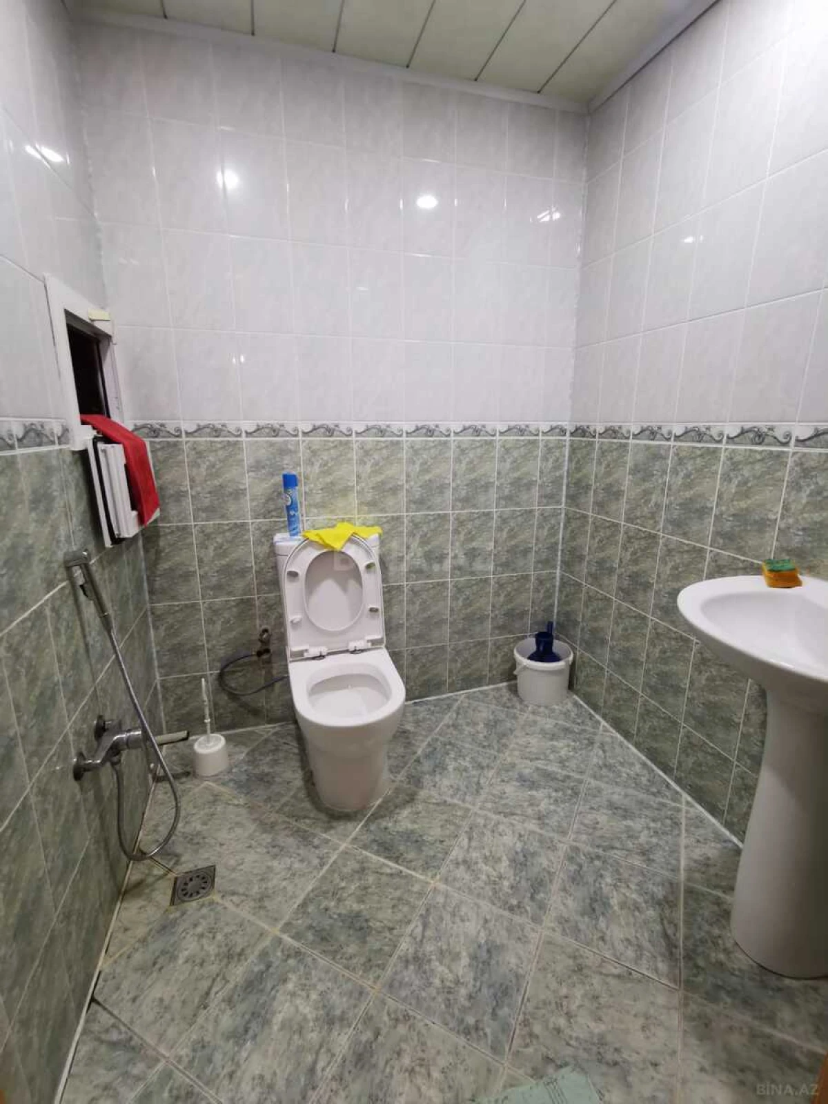 Satılır 3 otaqlı mənzil 114 m²