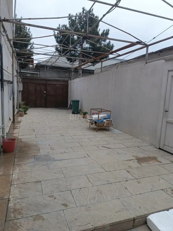Satılır 4 otaqlı həyət evi 110 m²