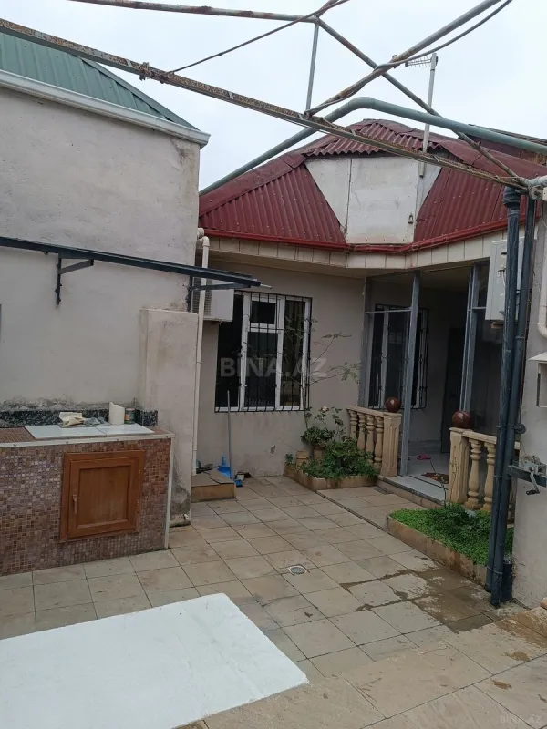 Satılır 4 otaqlı həyət evi 110 m²