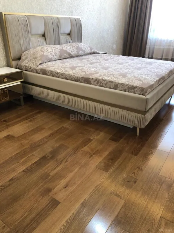 Satılır 2 otaqlı mənzil 95 m²