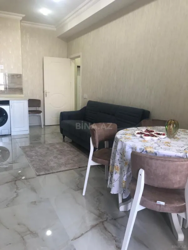 Satılır 2 otaqlı mənzil 95 m²