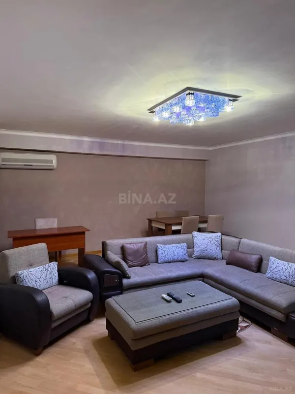 Kirayə verilir 3 otaqlı mənzil 120 m²