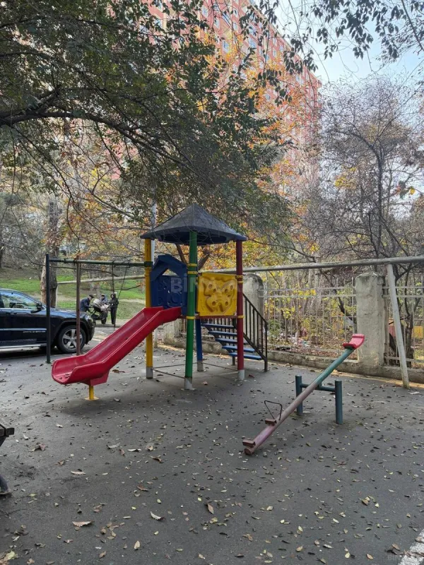 Satılır 2 otaqlı mənzil 32 m²