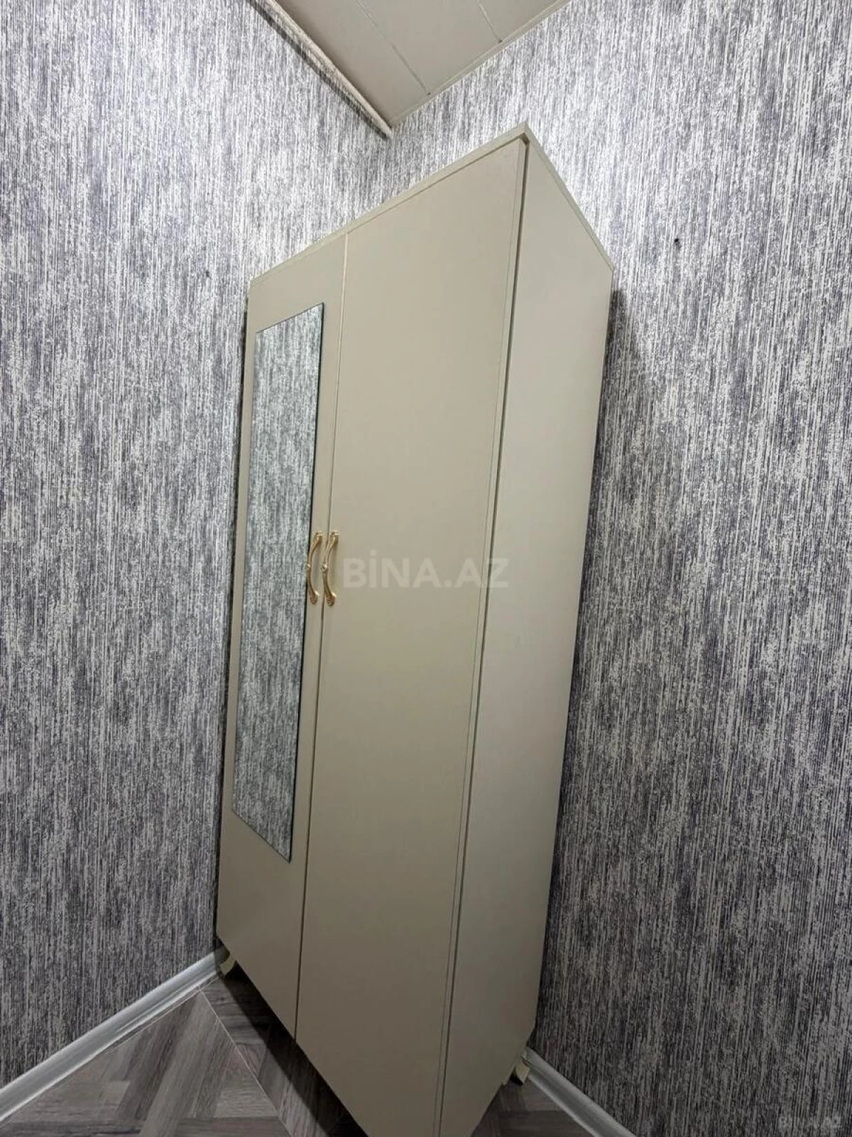 Satılır 2 otaqlı mənzil 32 m²