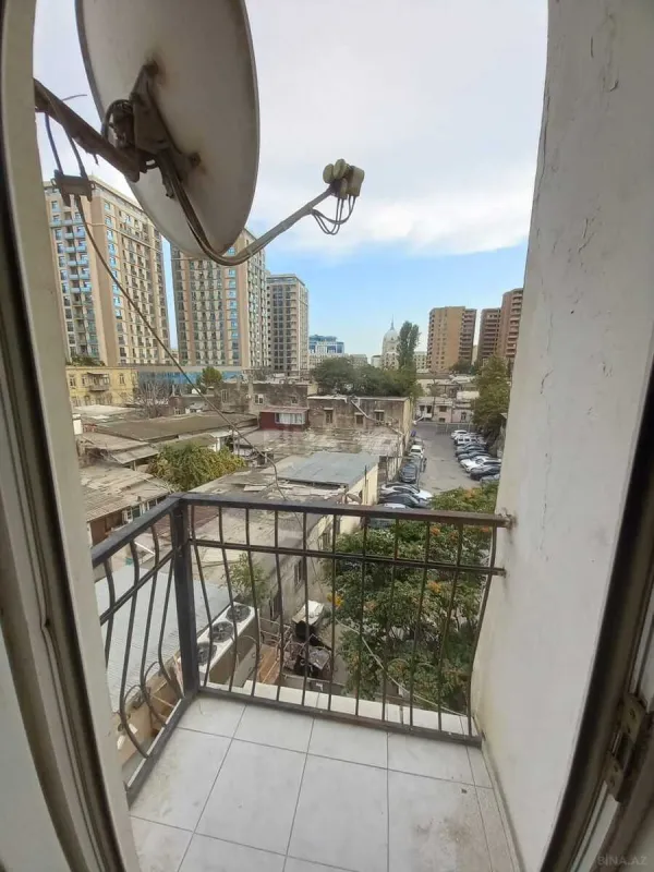 Satılır 3 otaqlı mənzil 85 m²