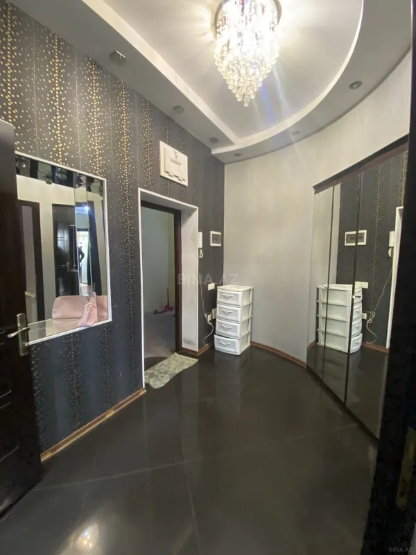 Satılır 3 otaqlı mənzil 63 m²
