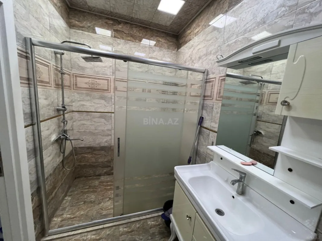 Satılır 3 otaqlı mənzil 144 m²