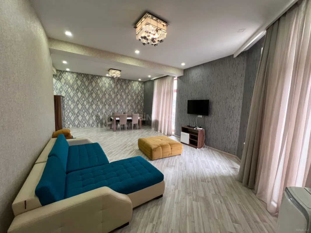Satılır 3 otaqlı mənzil 144 m²
