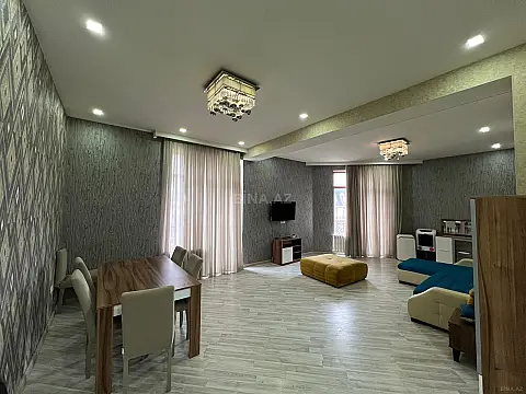 Satılır 3 otaqlı mənzil 144 m²