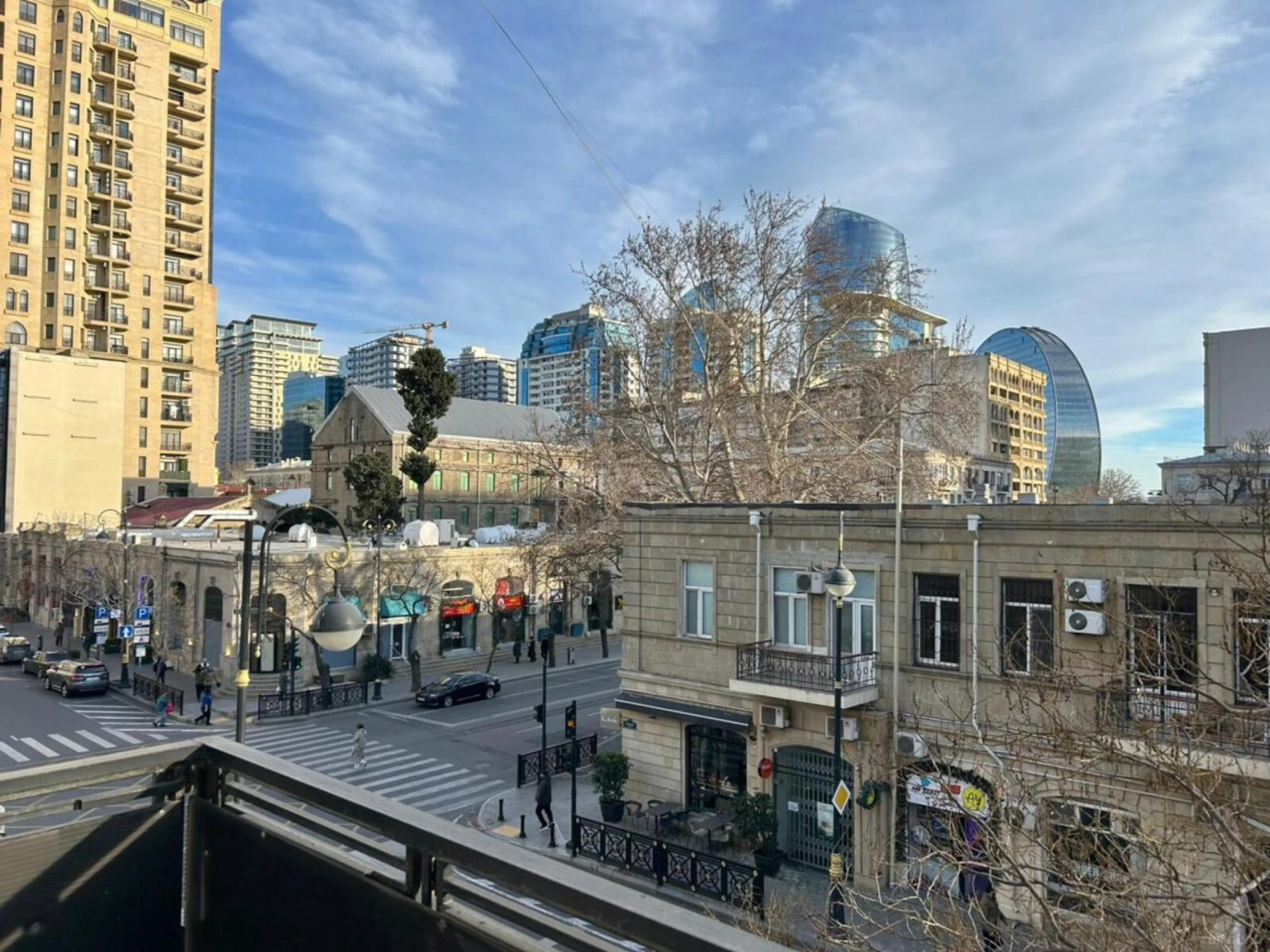 Kirayə verilir 2 otaqlı mənzil 60 m²