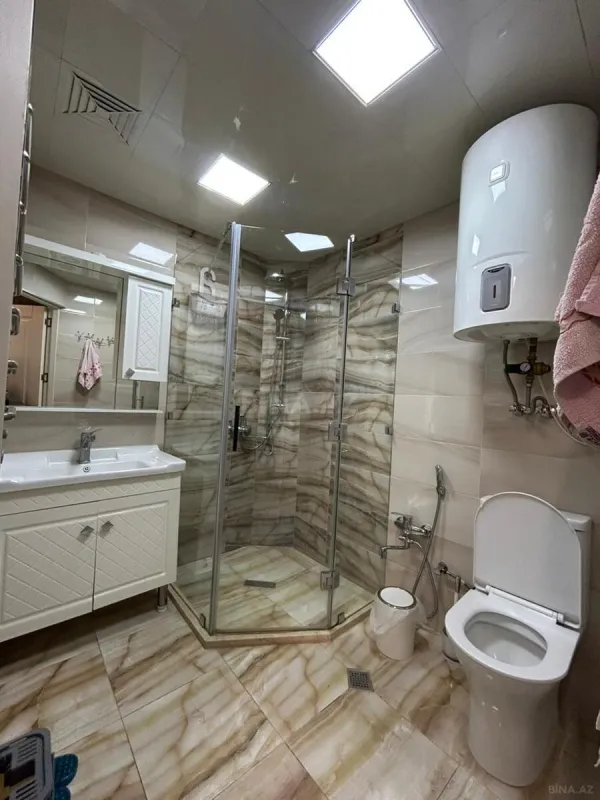 Kirayə verilir 2 otaqlı mənzil 60 m²