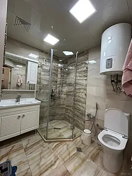 Kirayə verilir 2 otaqlı mənzil 60 m²