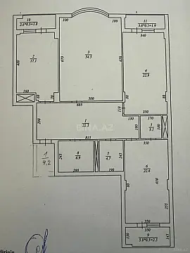 Satılır 4 otaqlı mənzil 156 m²
