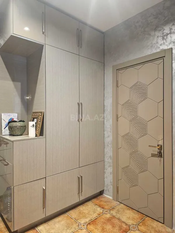 Kirayə verilir 2 otaqlı mənzil 65 m²