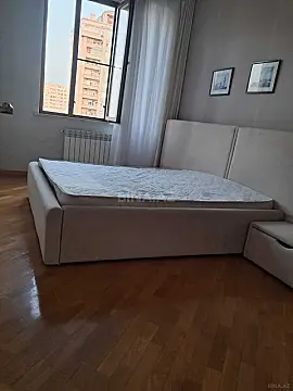 Kirayə verilir 2 otaqlı mənzil 75 m²
