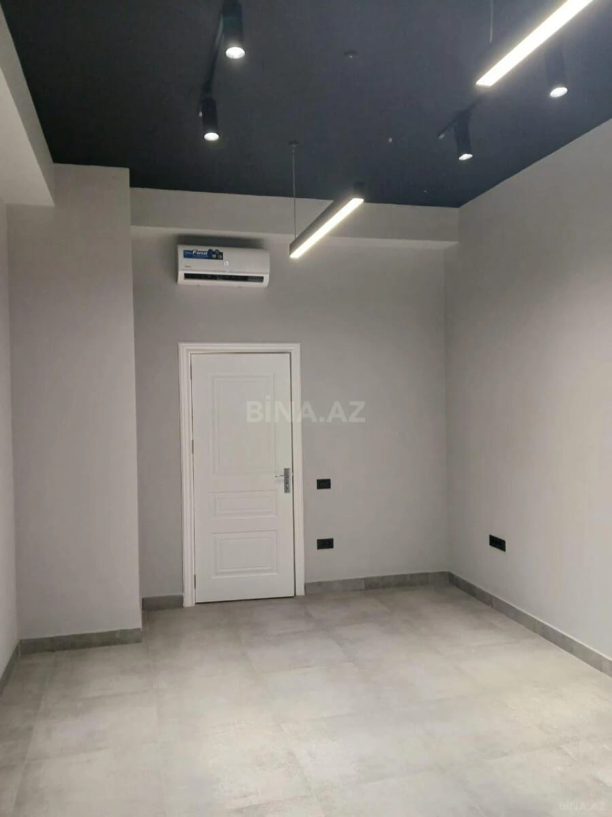 Satılır 5 otaqlı mənzil 270 m²