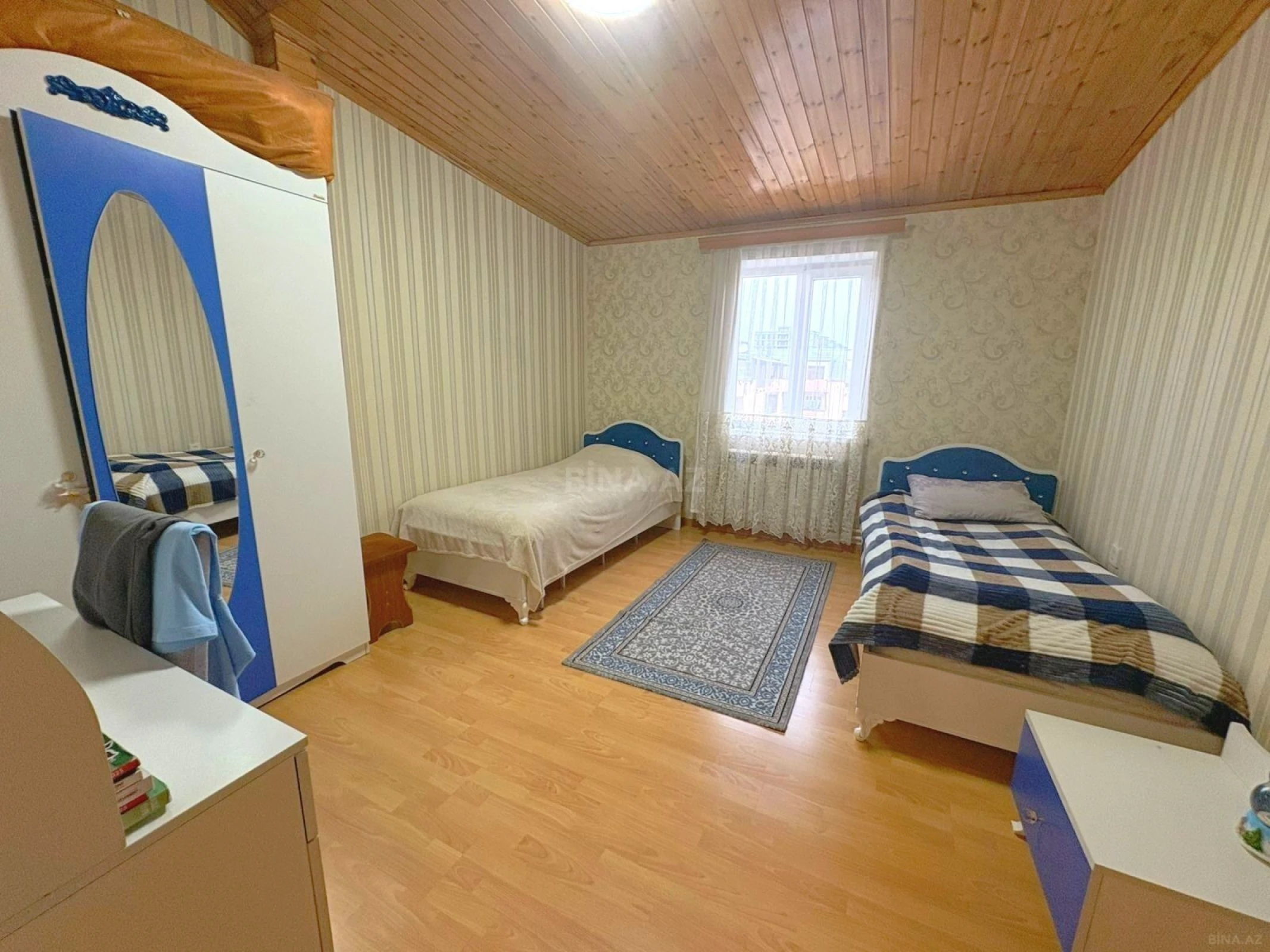 Satılır 3 otaqlı mənzil 115 m²