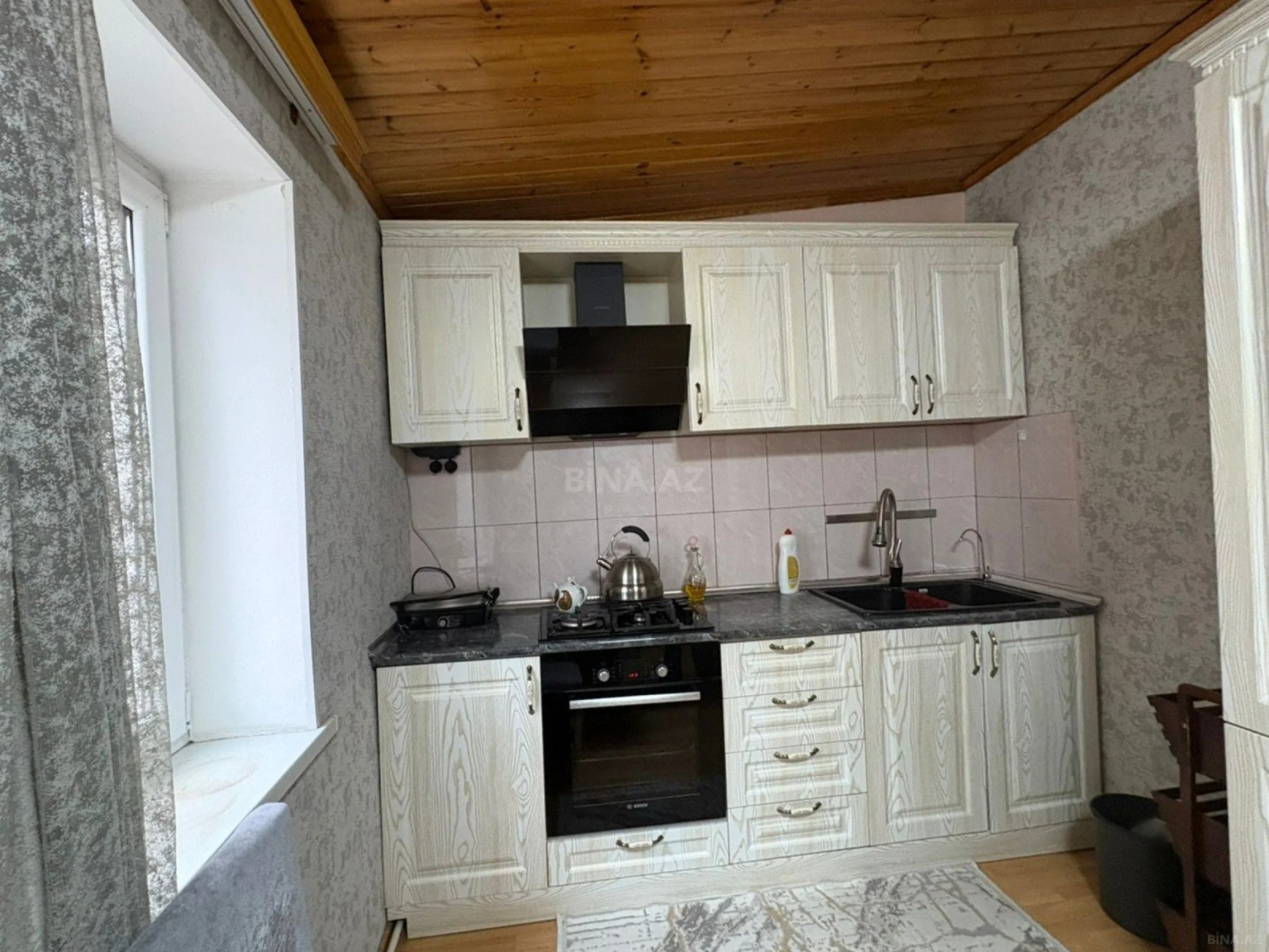 Satılır 3 otaqlı mənzil 115 m²