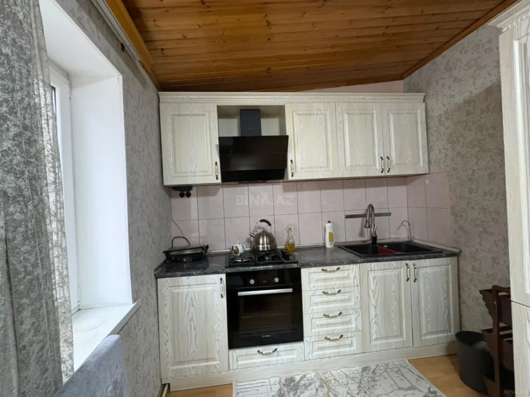 Satılır 3 otaqlı mənzil 115 m²