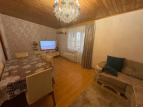 Satılır 3 otaqlı mənzil 115 m²