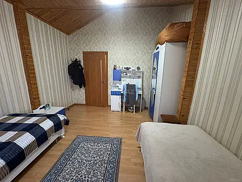 Satılır 3 otaqlı mənzil 115 m²