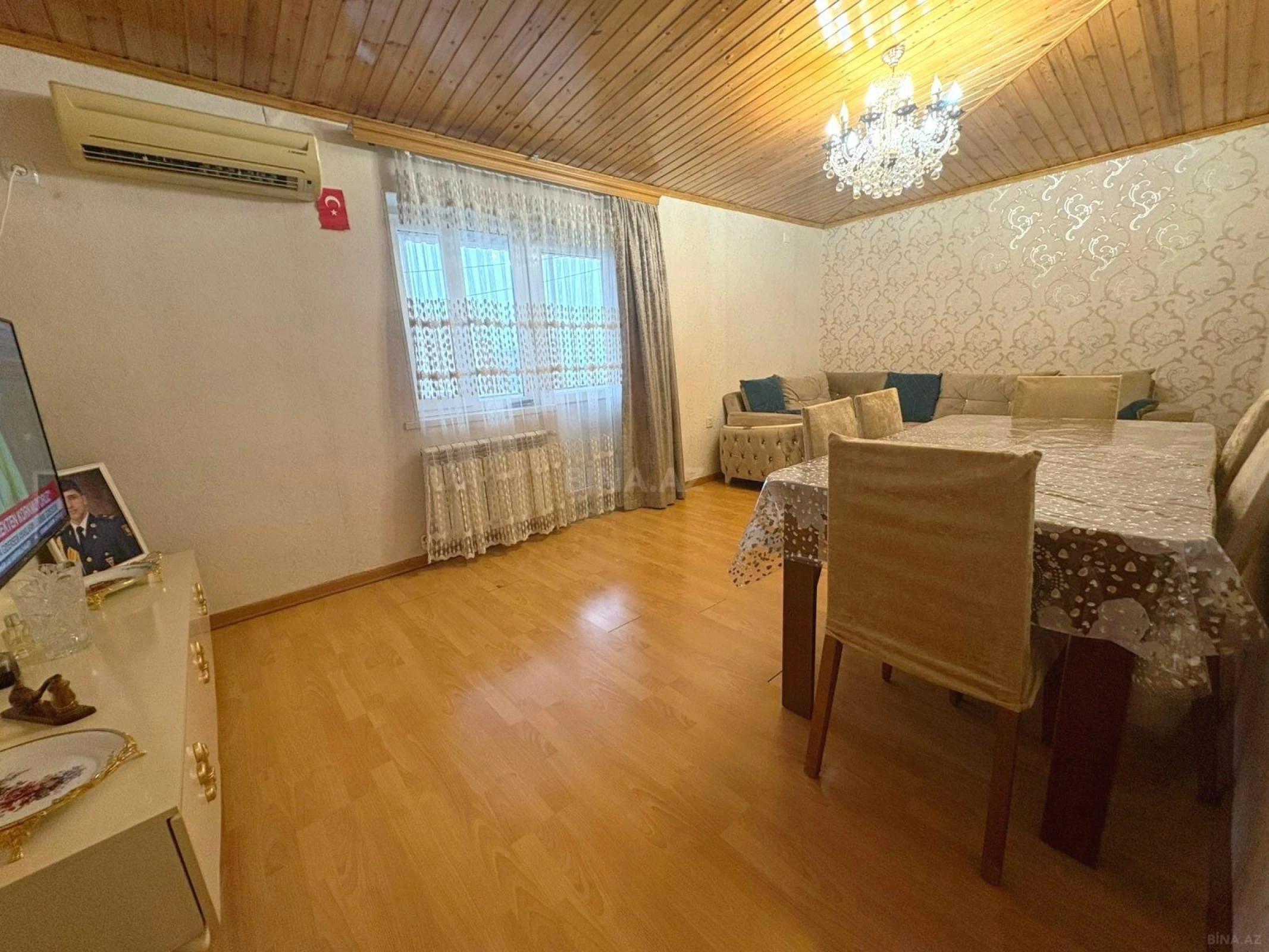 Satılır 3 otaqlı mənzil 115 m²