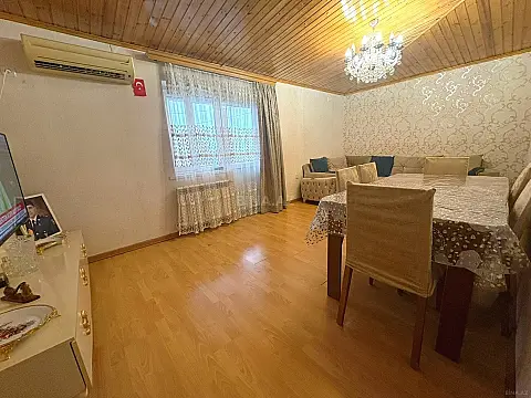 Satılır 3 otaqlı mənzil 115 m²