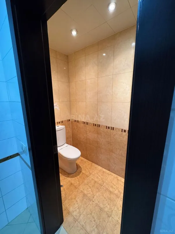 Kirayə verilir 4 otaqlı ofis 180 m²