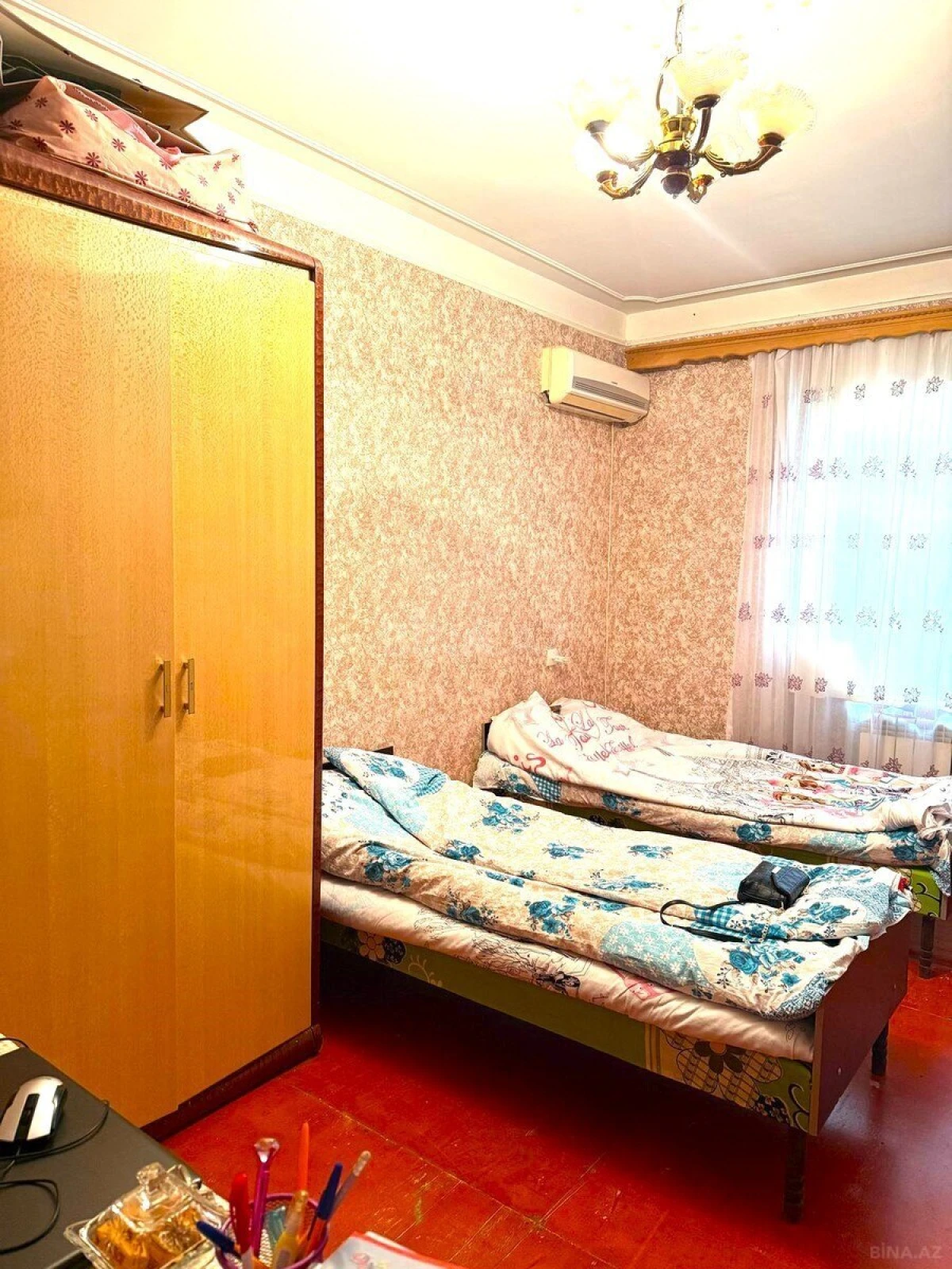 Satılır 4 otaqlı mənzil 110 m²