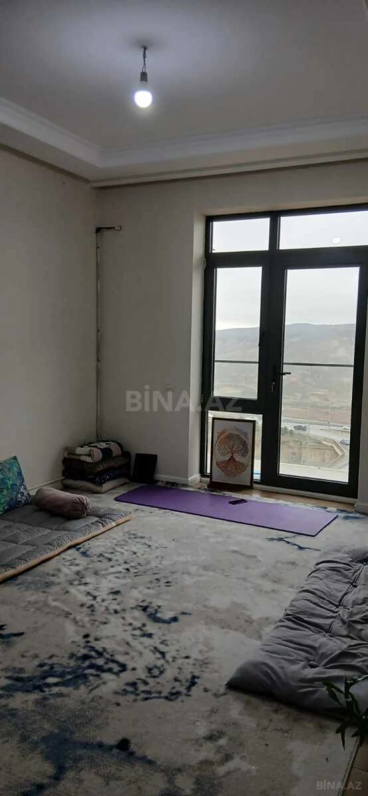 Kirayə verilir 3 otaqlı mənzil 85 m²