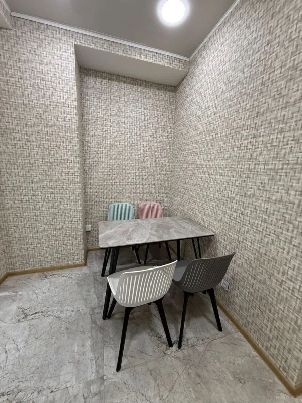 Kirayə verilir 2 otaqlı ofis 70 m²