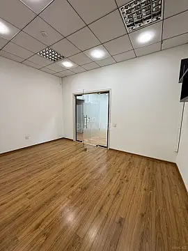 Kirayə verilir 2 otaqlı ofis 70 m²